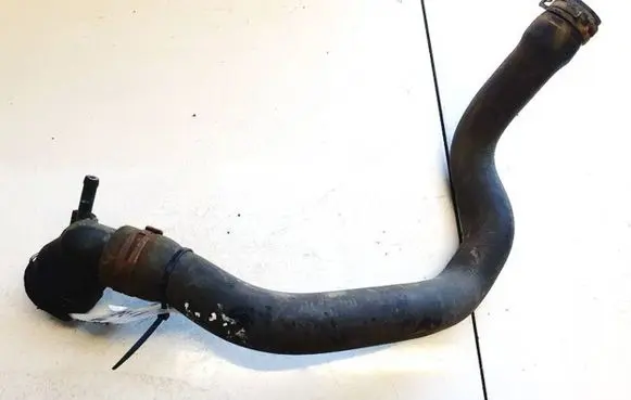 Volkswagen PASSAT B6 Engine coolant pipe/hose 3c0122101r