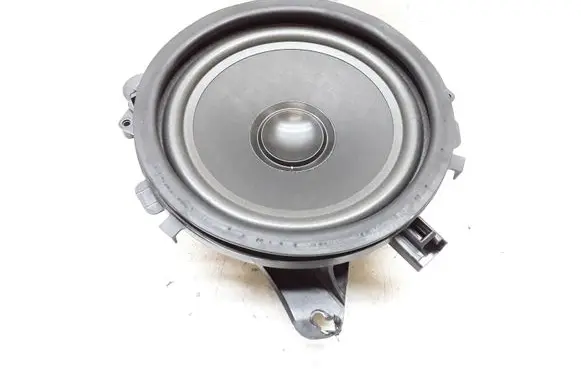 Volvo XC90 Front door speaker 8633109