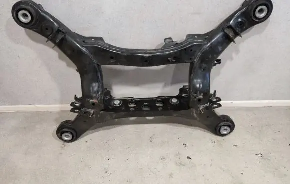 Mercedes-Benz GLE (W166 - C292) Rear subframe A1663503100