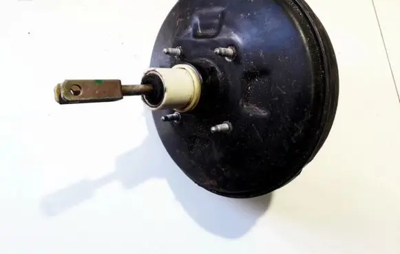 Renault Megane I Brake booster 7700828024G B354691