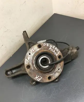 Citroen C4 Grand Picasso Front wheel hub