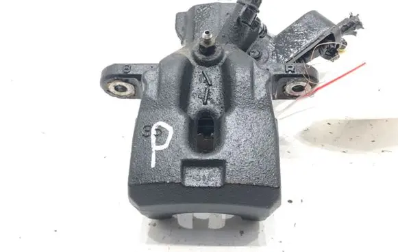 Suzuki SX4 S-Cross Rear brake caliper
