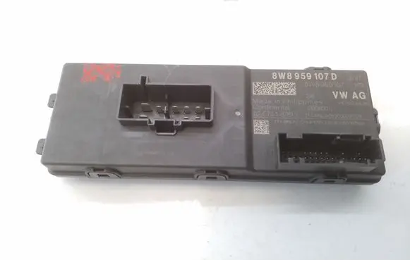 Audi Q5 SQ5 Tailgate/trunk control unit/module 8W8959107D