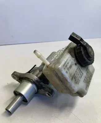 Skoda Octavia Mk2 (1Z) Master brake cylinder 1K1611301C
