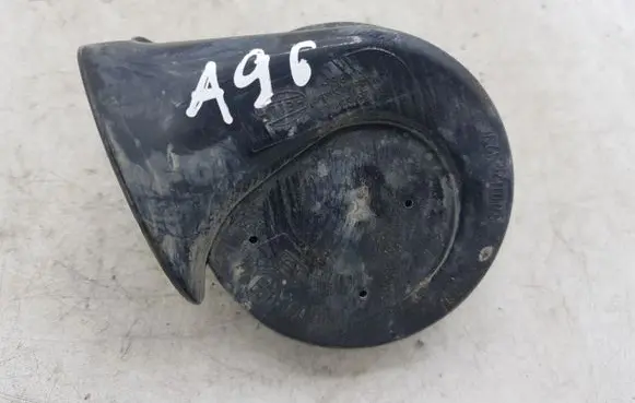 Volkswagen Touareg I Horn signal 6N0951223