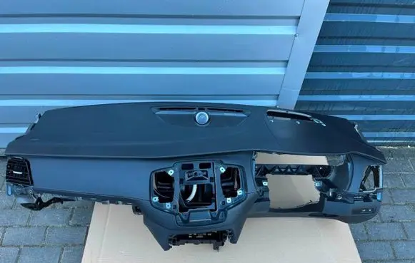 Volvo XC90 Dashboard