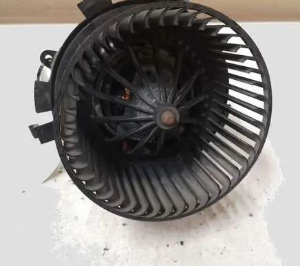 Citroen C5 Heater fan/blower L5771000 K2918