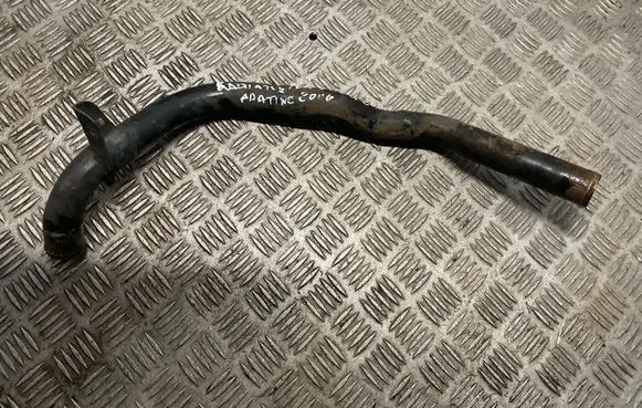 Coolant pipe/hose