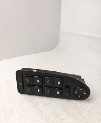 BMW 5 E39 Electric window control switch 8368965 9649 014165