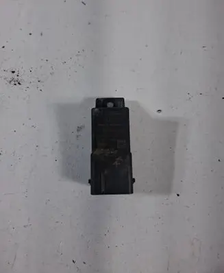 Ford Galaxy Glow plug pre-heat relay 9803299780