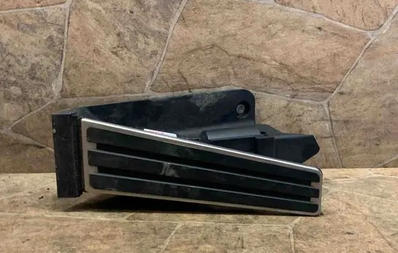 Porsche Panamera (970) Accelerator throttle pedal 97042302101
