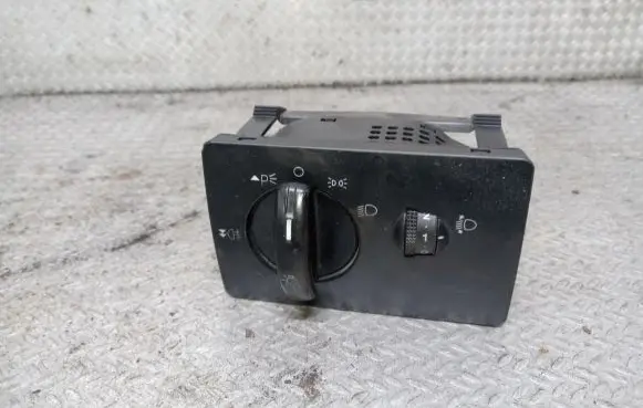 Ford Focus Light switch 7M5T13A024LA