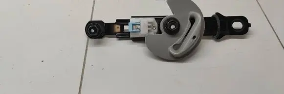 Hyundai Tucson TL Seat belt height adjuster 88890D7000
