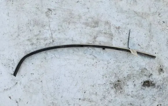 Mini One - Cooper R50 - 53 Rear door glass trim molding
