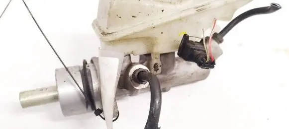 Toyota Avensis T250 Master brake cylinder 