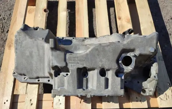BMW 1 F20 F21 Oil sump 7570403