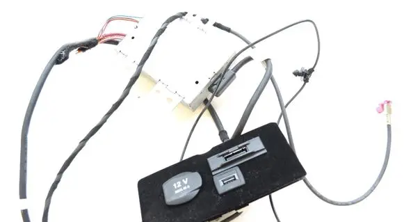 Mercedes-Benz CLS C218 X218 Other devices A2049015902