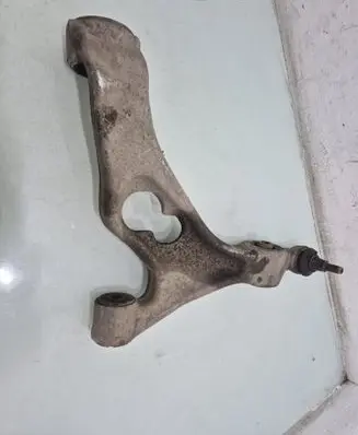 Front lower control arm/wishbone