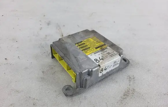 Toyota Avensis T250 Airbag control unit/module 208623102 8917005120