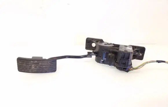 Mitsubishi Grandis Accelerator throttle pedal 6Z050017