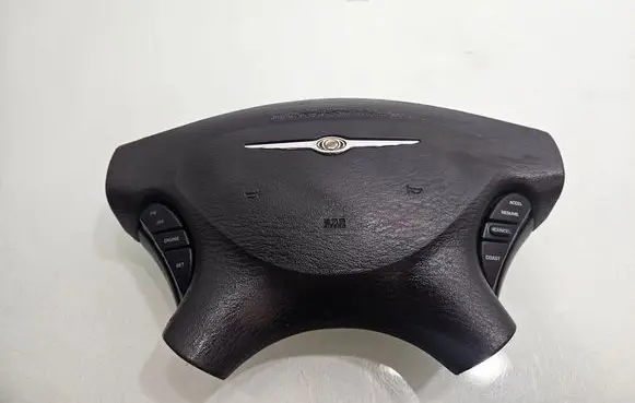 Steering wheel airbag