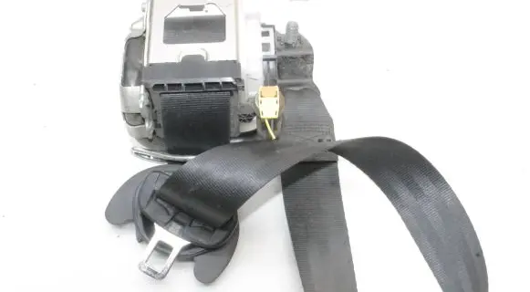 Volkswagen Polo VI Front seatbelt 2G4857706F