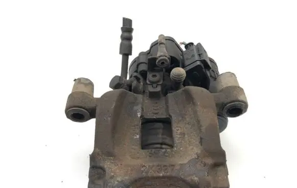 Rear brake caliper