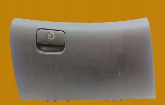 Hyundai i30 Glove box