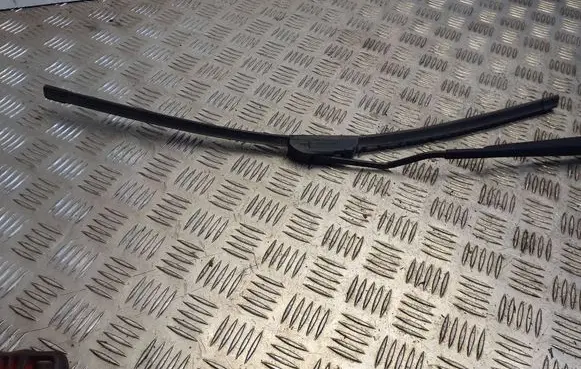 Chrysler Grand Voyager V Windshield/front glass wiper blade 