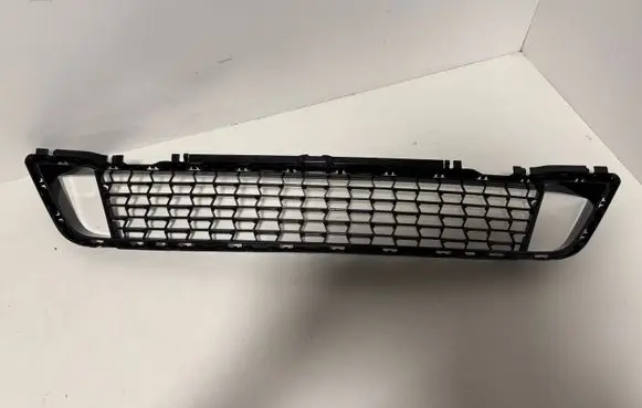 BMW 5 G30 G31 G38 Front bumper lower grill 8098663 51118098663