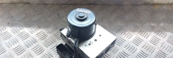 Volvo S70 V70 V70 XC ABS Pump 9472100 9472102
