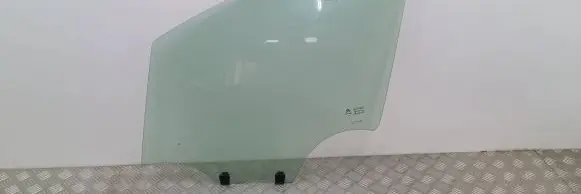 Citroen C3 Front door window glass four-door