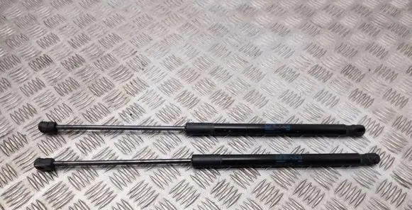 Audi A1 Tailgate/trunk strut/damper 8X3827552