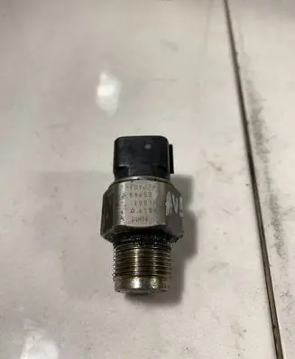Fuel pressure sensor