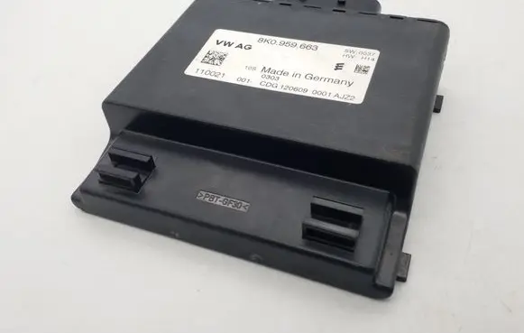 Voltage converter inverter