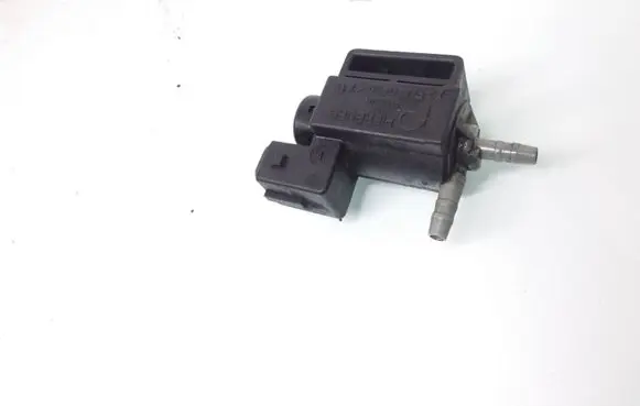 Volvo V60 Vacuum valve 31339879
