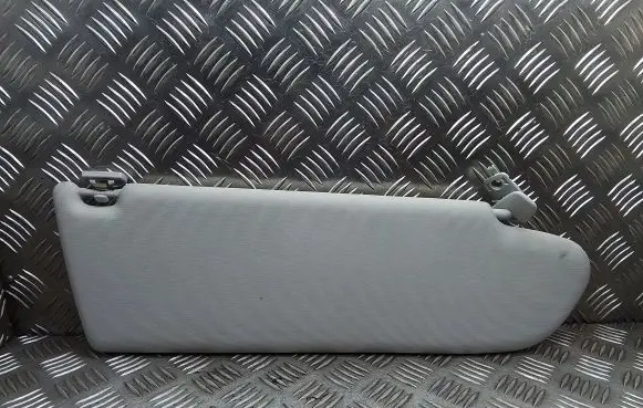 Volkswagen Transporter - Caravelle T5 Sun visor