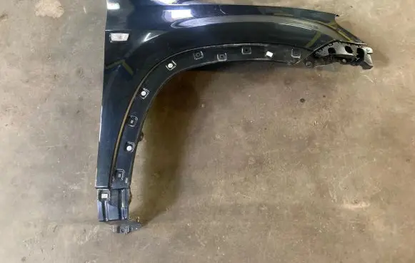 Chevrolet Orlando Fender