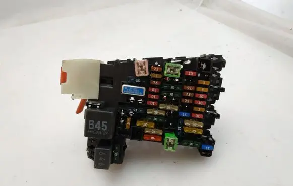 Volkswagen Golf VII Fuse box set 5Q0937615C