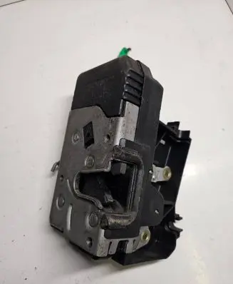 Renault Trafic II (X83) Front door lock 8200008246 91166237