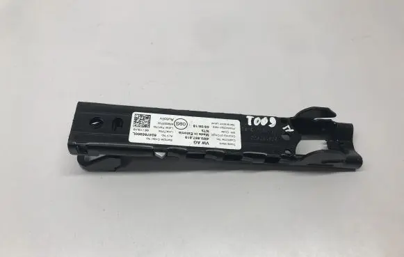 Volkswagen Jetta VII Seat belt adjustment motor 4M0857819