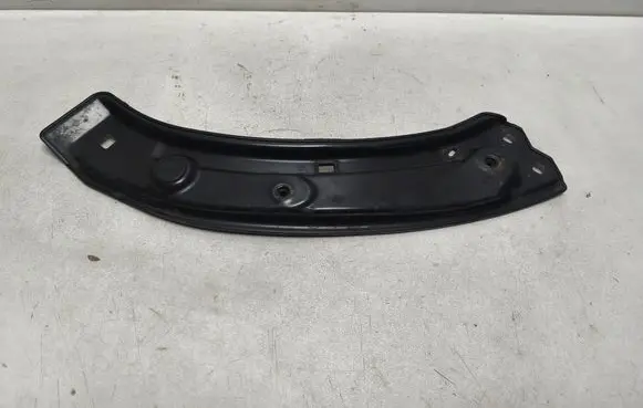 Audi Q3 8U Headlight/headlamp mounting bracket 8U0805932