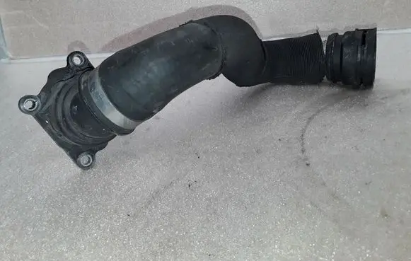 BMW 1 E81 E87 Engine coolant pipe/hose 1436077 7811923