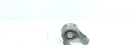 Honda CR-V Rear differential mounting bracket 