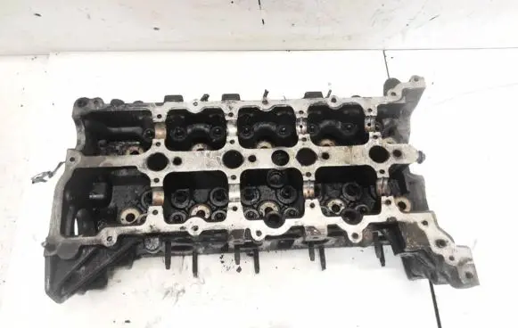 Renault Trafic II (X83) Engine head 