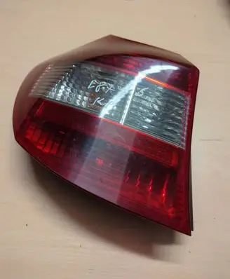 BMW 1 E81 E87 Rear/tail lights 6924501