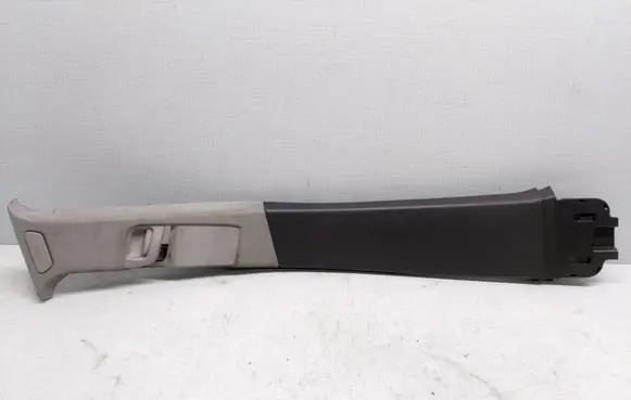 Opel Astra H Other sill/pillar trim element 13113921 331985437 13113909