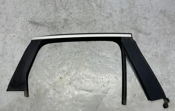 Opel Astra J Front door rubber seal 13264884 13303935