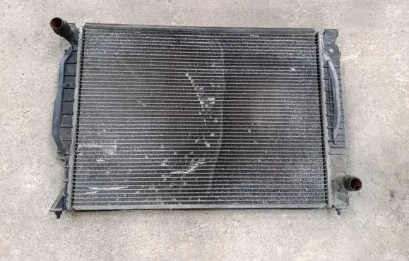 Audi A6 S6 C5 4B Coolant radiator 4B0121251