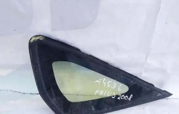 Toyota Prius (XW20) Rear side window